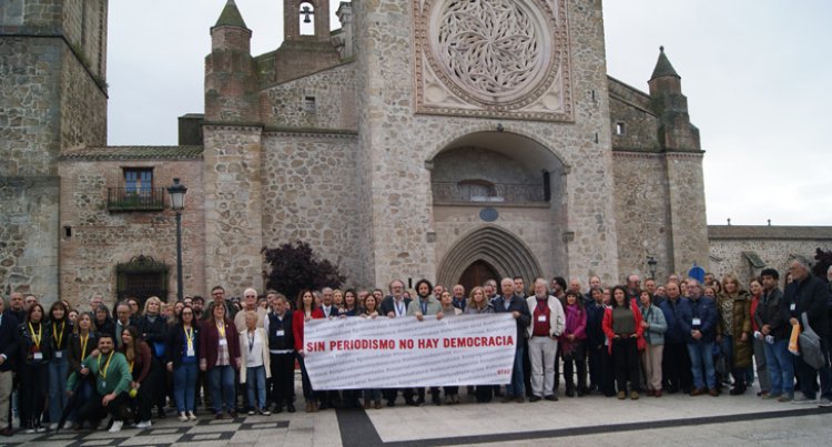 Concentracion de periodistas españoles en Talavera durante su LXXXIII Asamblea General